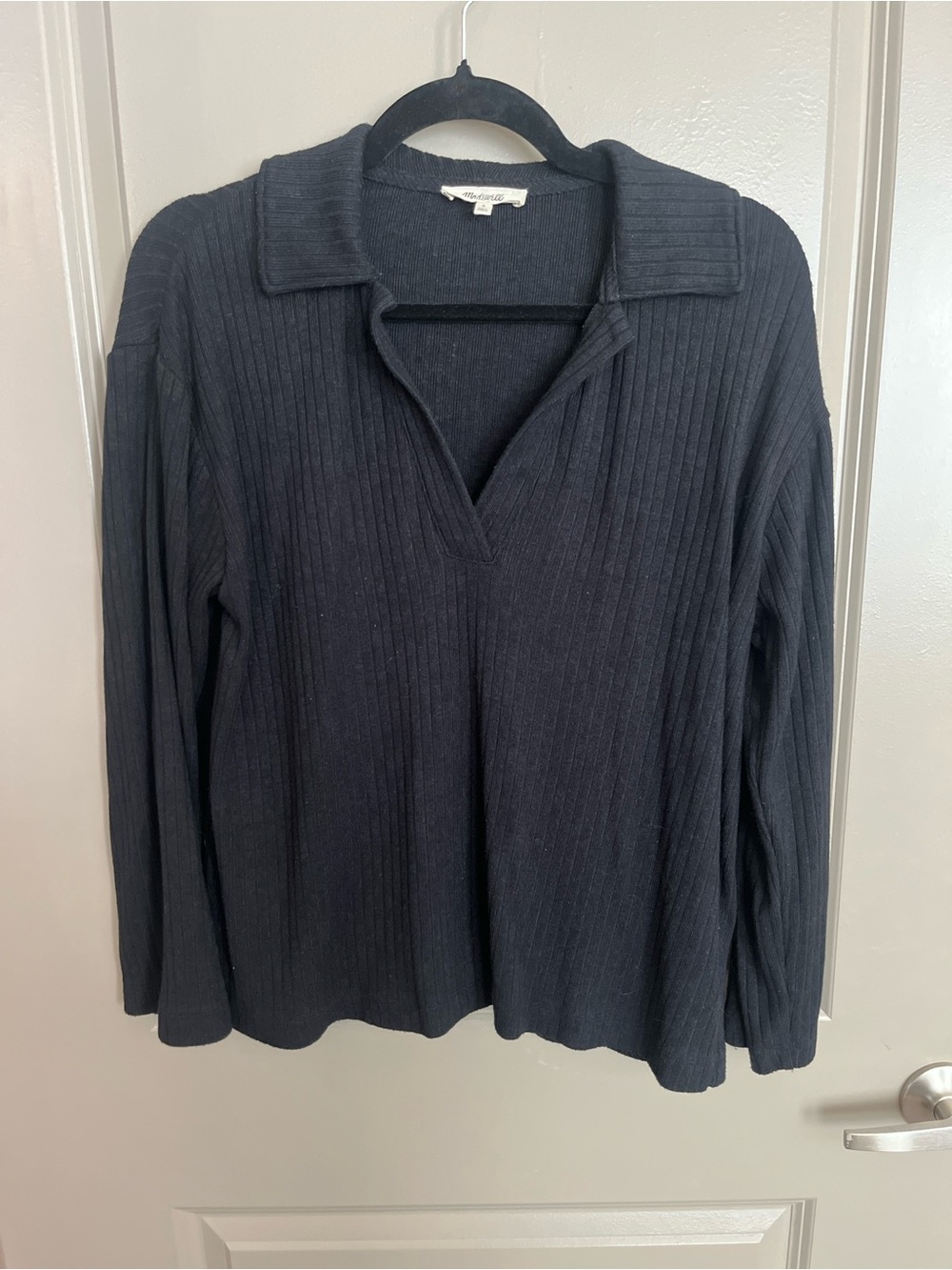 Madewell Ribbed Boxy Polo Sweater in Black